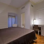 Lory House